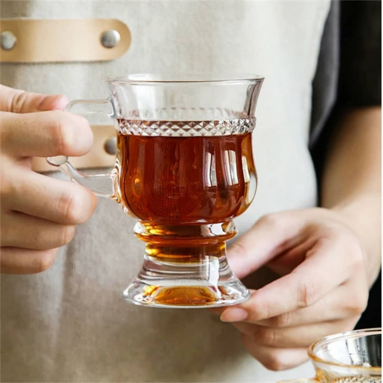 شارژ مجددطرح جذاب فنجان چایخوری BLINKMAXE