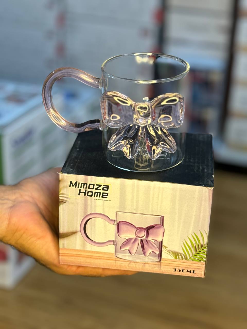 لیوان پاپیونی دسته دار